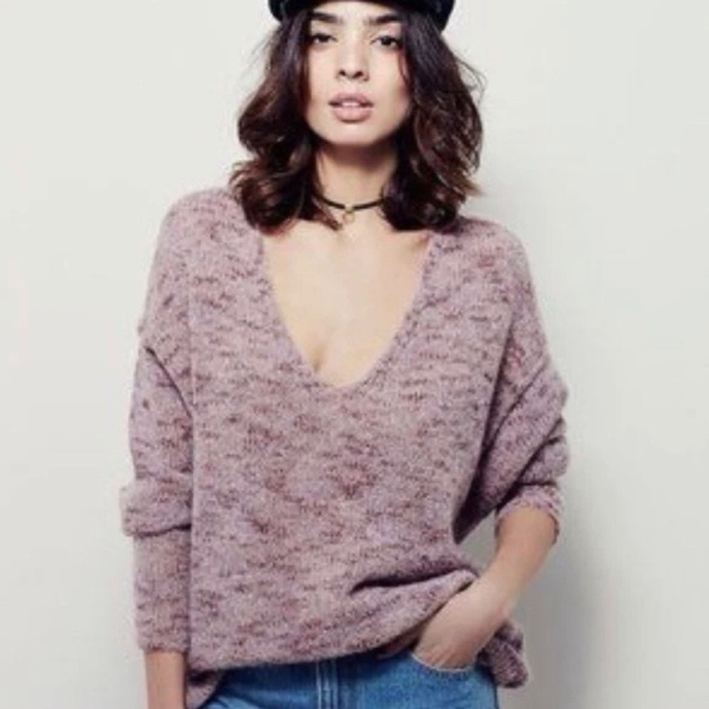 Free People M Sweater Pullover Alpaca Mohair Blend V-Neck Purple Knit Long sleev